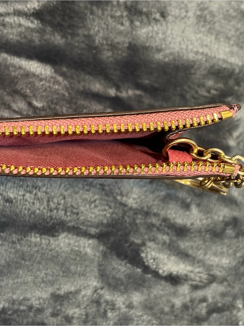 Coach Pebbled Leather Zip Card Case Keyring in Coral Pink with Gold Hardware